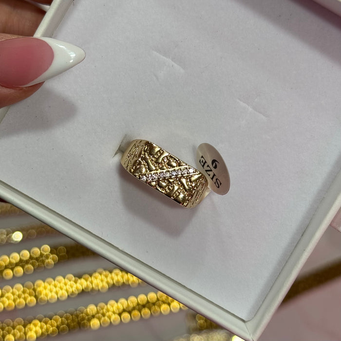 Nugget Ring Diamond strip