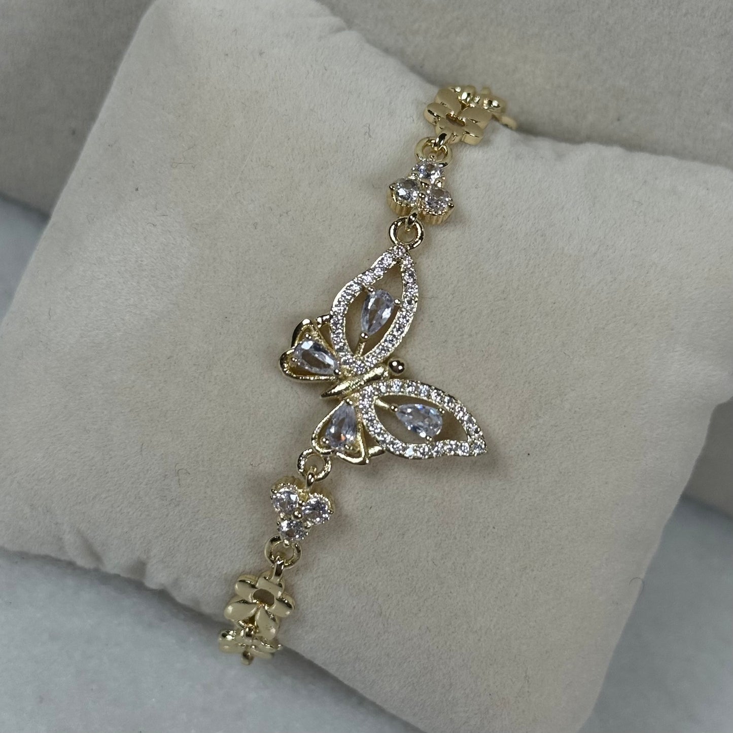 Butterfly Bracelet (white)