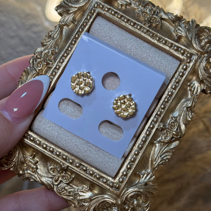 Round nugget earrings style 12