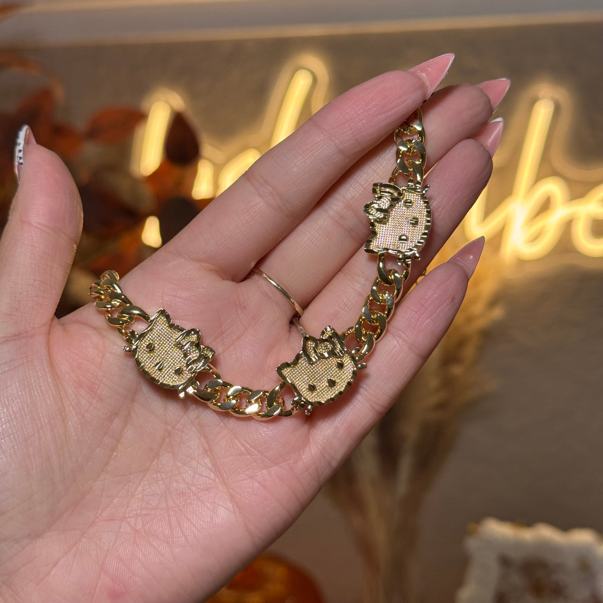 Hk bracelet