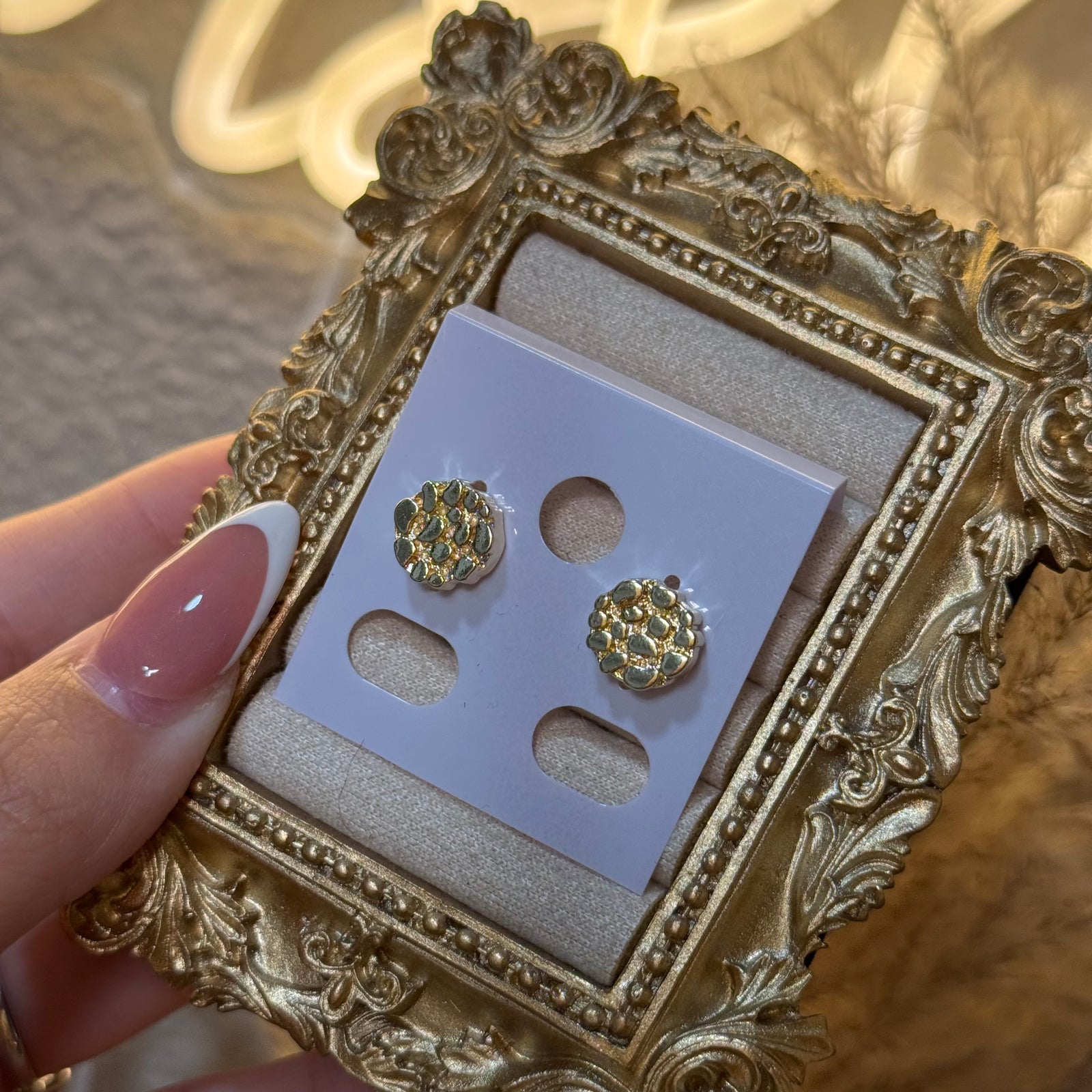Round nugget earrings style 12