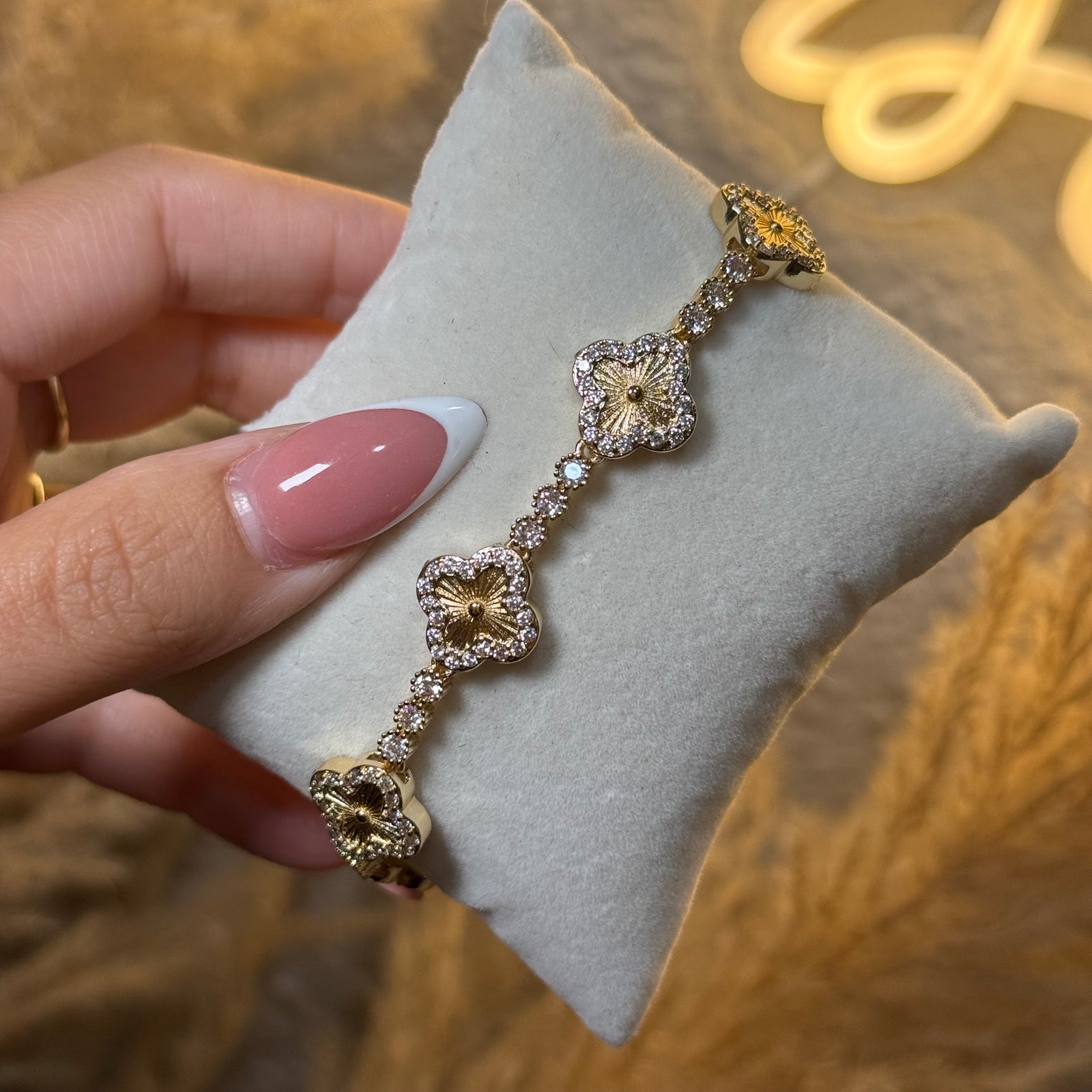 Gold Clover X CZ Diamond Band 71/2”