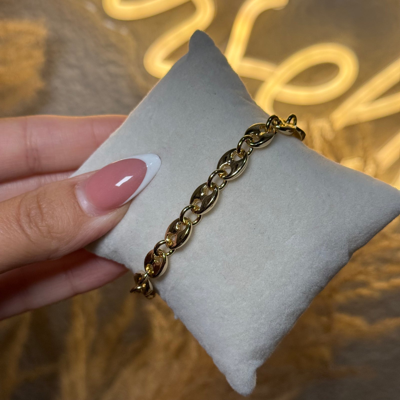 Link bracelet 7”