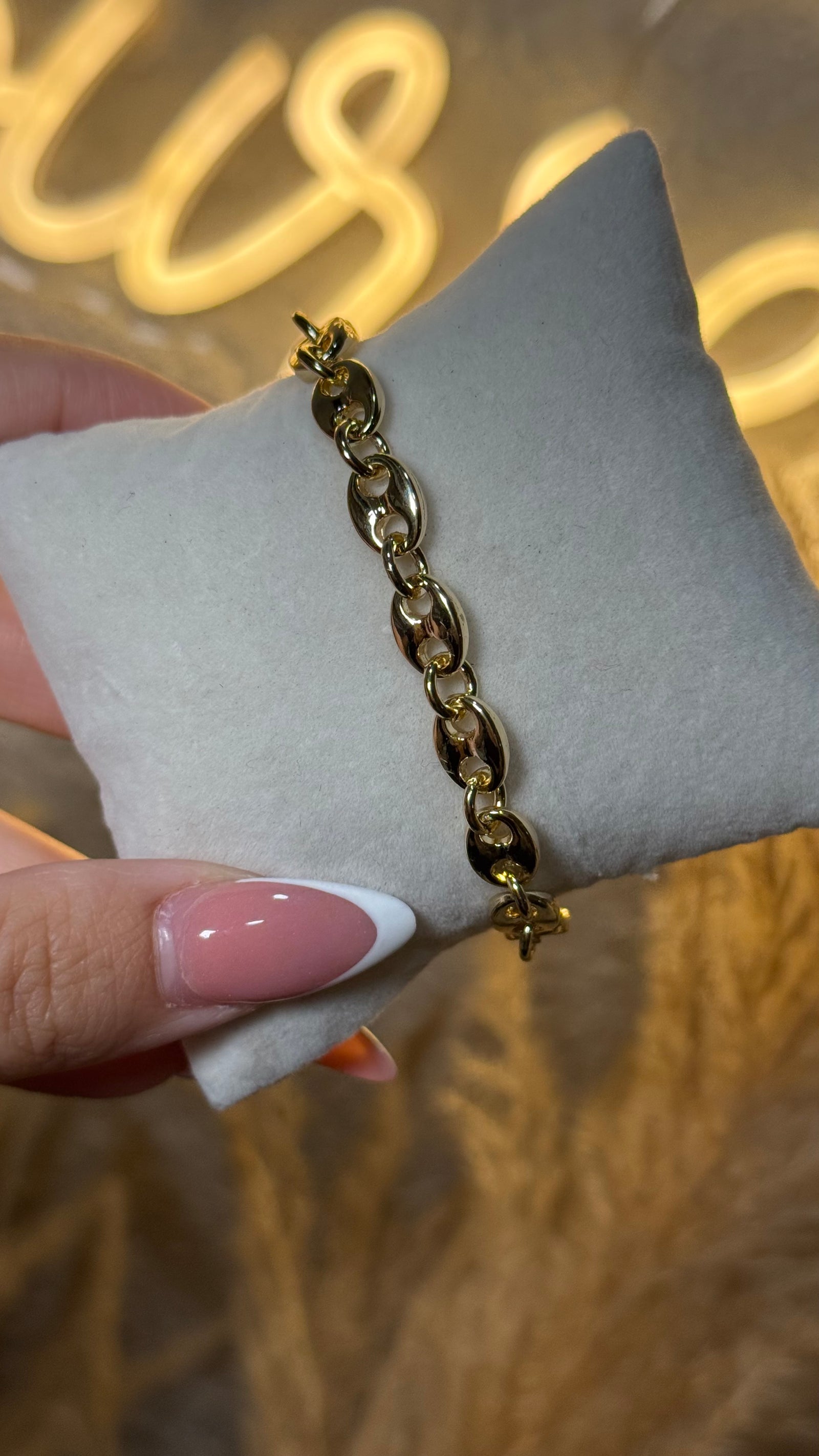 Link bracelet 7”