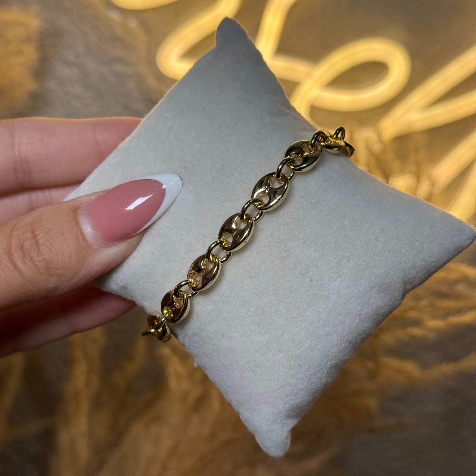 Link bracelet 7”